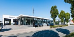 Umbau und Erweiterung eines Autohauses